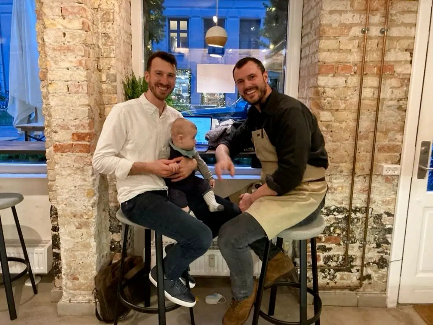 André Rossi (tv.) og hans makker, Rhys Howell-Morgan, ejer The Sixteen Twelve i Jægersborggade. Nu er turen kommet til Vesterbro, hvor den står på brunch a la 2021.