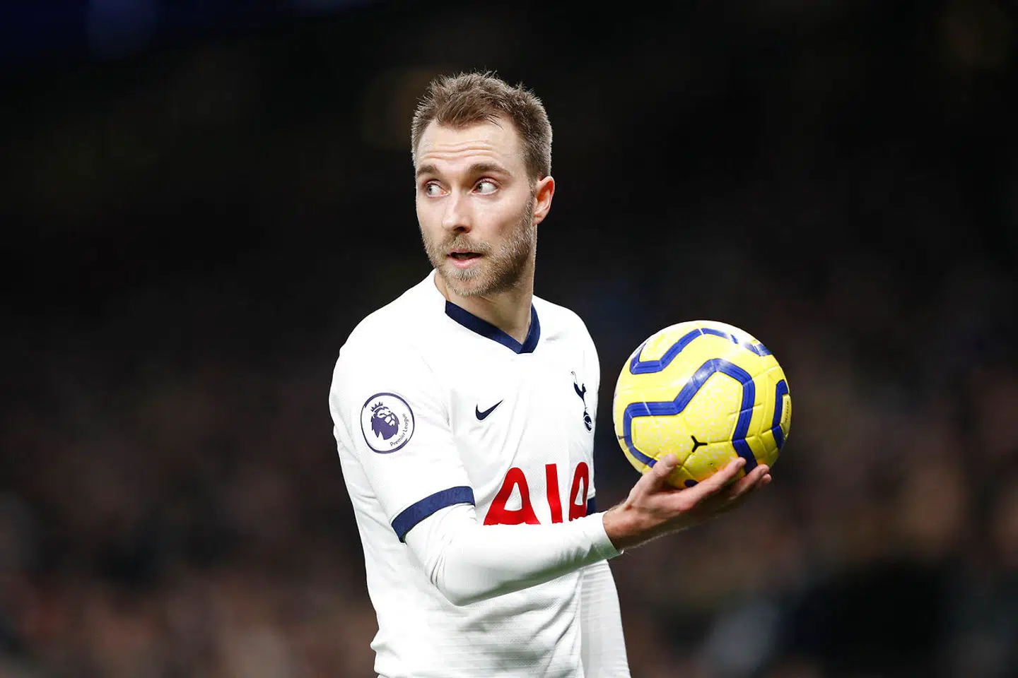 Christian Eriksen i kamp for Tottenham Hotspur. Hverken i London-klubben, hvor danskeren spillede syv sæsoner, eller i hans nuværende klub, Inter, har helbredstests vist skyggen af hjerteproblemer.