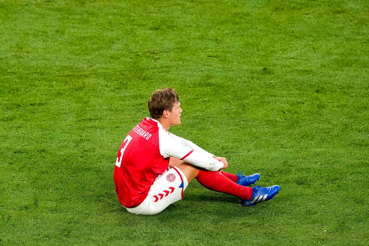 Psykologer og trænerstab har fire dage til at genrejse landsholdet, for at det igen skal give mening at tale om fodbold og fodboldresultater.