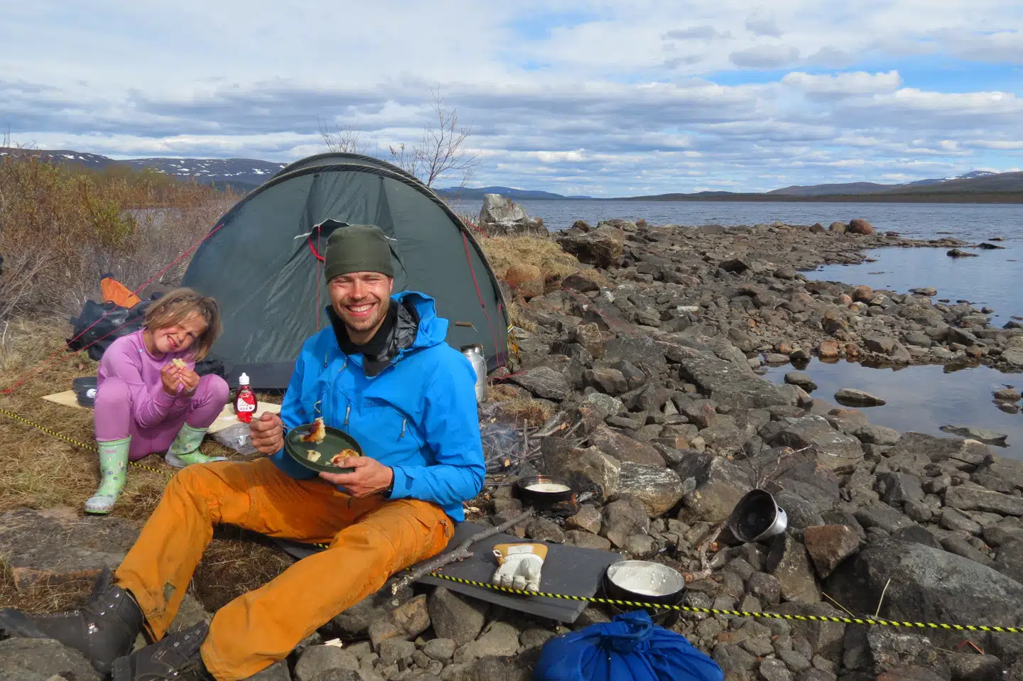 Erik Jørgensen og datteren på deres udflugt til Nordsverige i 2015.