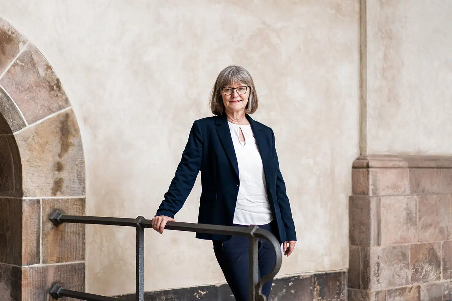 Nye reformer skal være med til at øge beskæftigelsen med 10.000 personer, lyder forhåbningen fra regeringen. Lige nu lyder budskabet fra Nina Smith, professor i økonomi ved Aarhus Universitet og formand for Reformkommissionen, at regeringen må væbne sig med tålmodighed.
