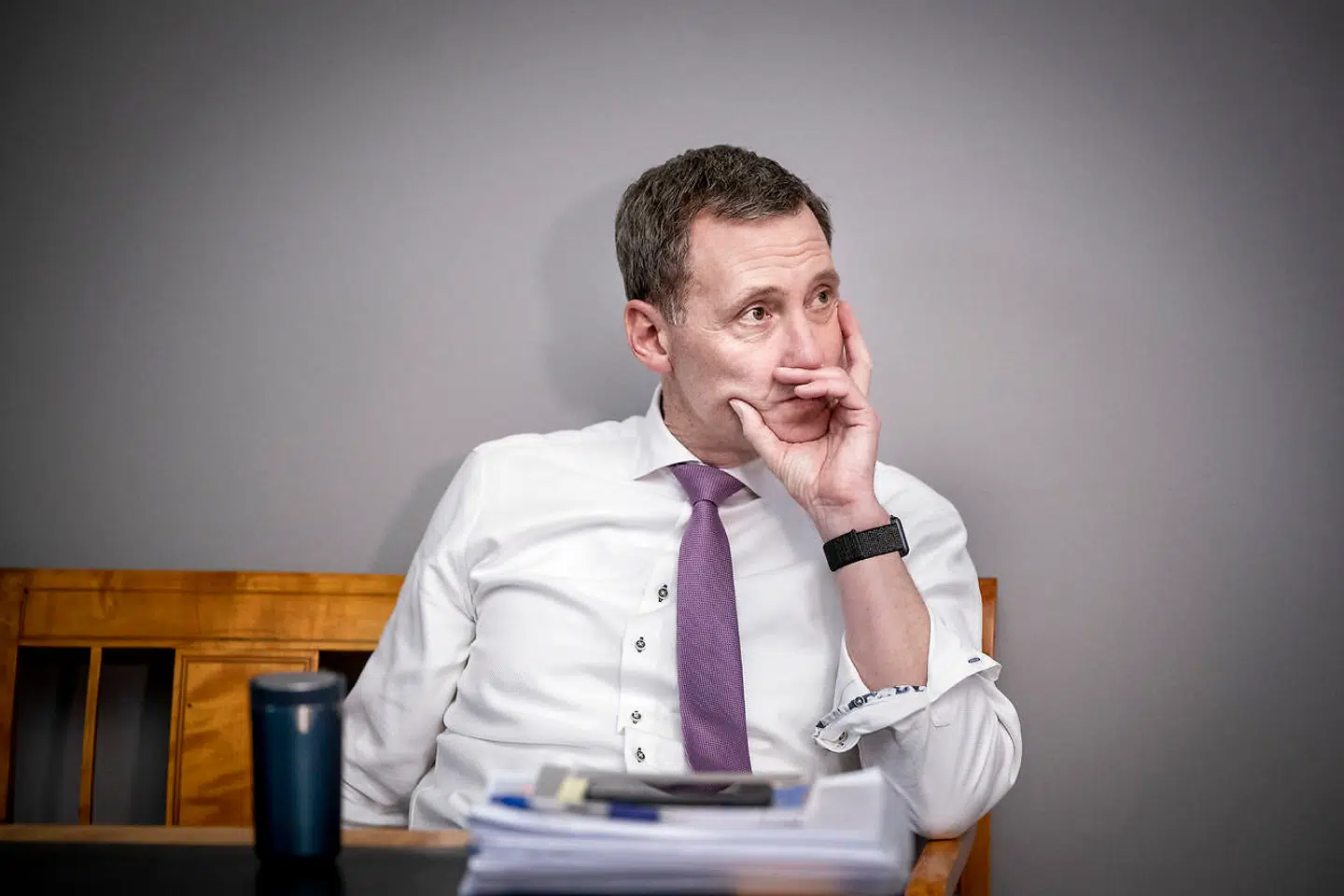 »På snedig vis får Hækkerup gjort frihedsdebatten til en ideologisk slagmark, hvor det borgerlige frihedsbegreb er den tomme formelle frihed løsrevet fra virkeligheden og uden omtanke for det omkringliggende samfund,« skriver Jacob Mchangama.