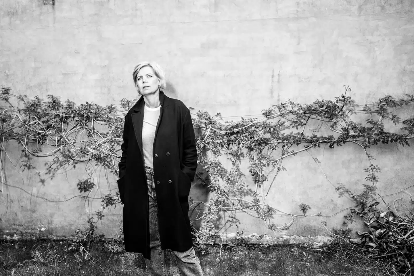 »Min mor er selv vokset op med en alenemor, så der har jo været en vis erfaring at bygge på. Jeg tænker, at min mor i perioder må have været helt enormt … træt.«