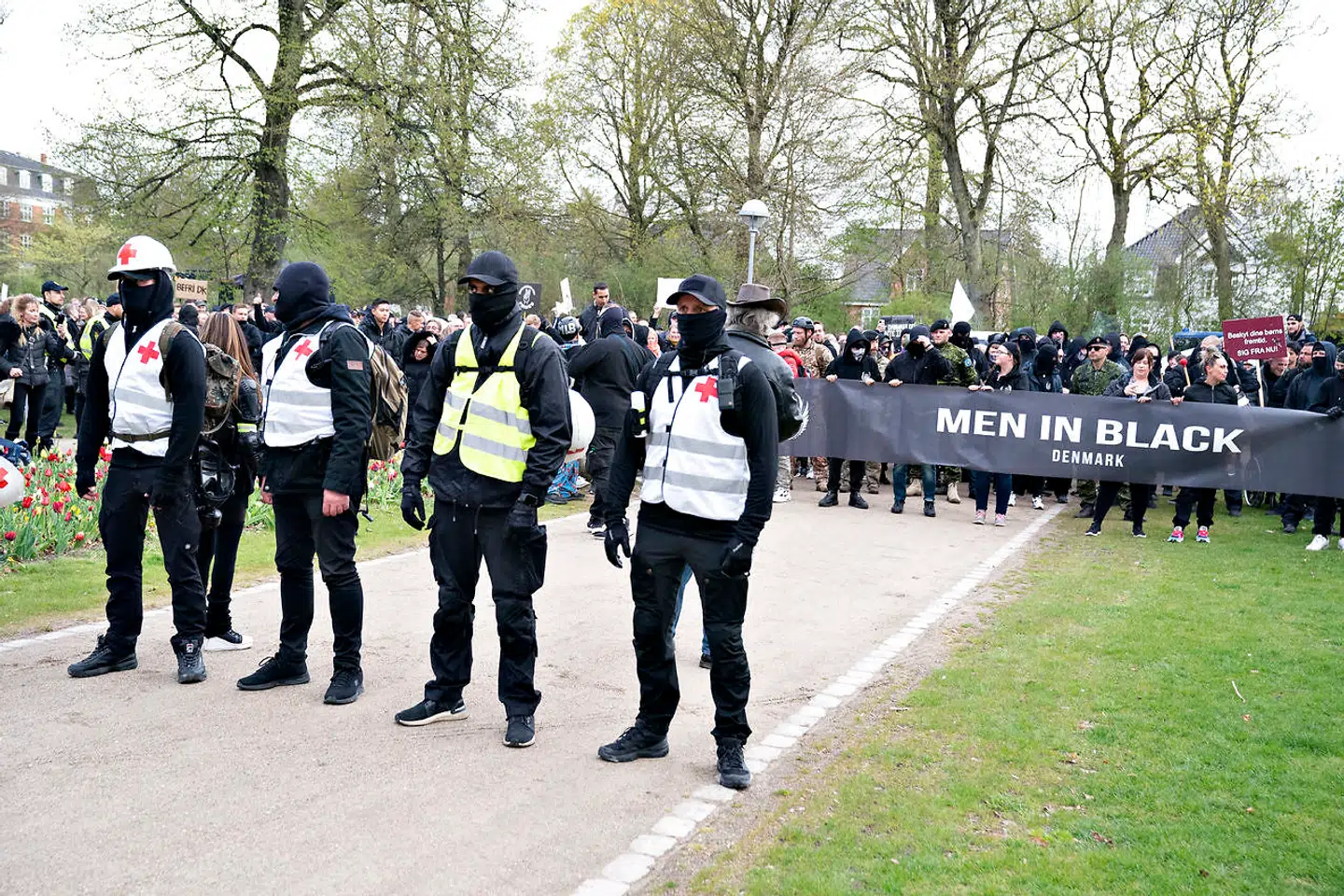 Men In Black demonstrerer i Aalborg lørdag den 8. maj 2021. Demonstrationen var arrangeret i samarbejde med foreningen Modstand Nord.