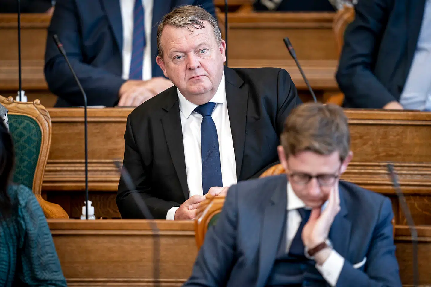 Lars Løkke Rasmussen og Karsten Lauritzen (V) er ikke længere partifæller. Da førstnævnte i 2018 præsenterede et ambitiøst mål for den grønne omstilling af bilparken i Danmark, var de derimod begge ministre i den samme regering.