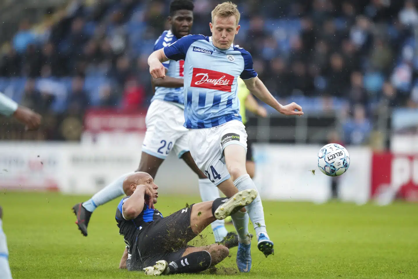 Rasmus Vinderslev er den spiller, som Sønderjyske må undvære på grund af en positiv coronatest tidligere på ugen. Claus Fisker/Ritzau Scanpix