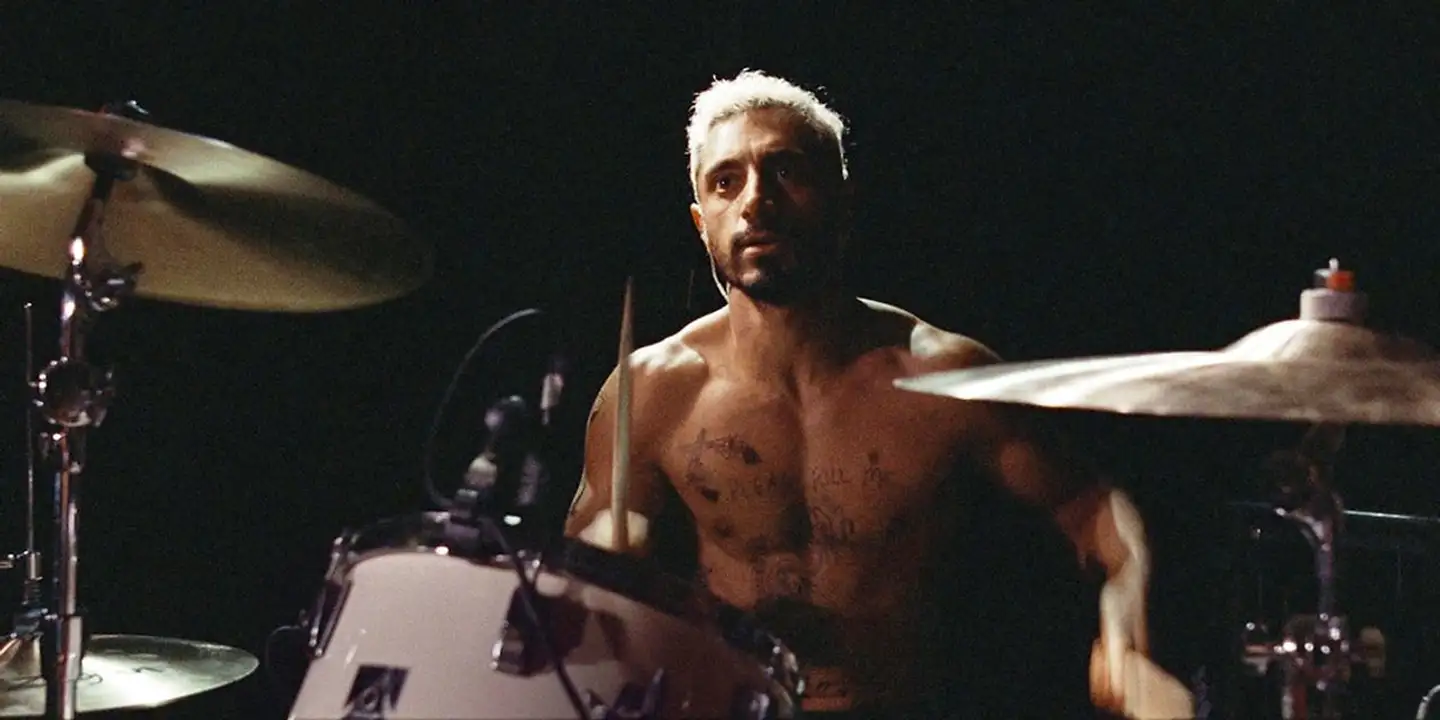 Den britiske rapper og skuespiller Riz Ahmed bærer filmen på sine skuldre og burde måske nok have vundet den Oscar, han var nomineret til.
