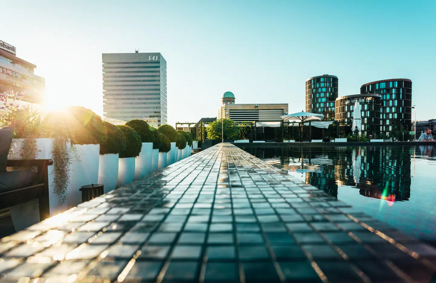 Cook Out Sunday er et nyt arrangement på Nimb Rooftop, der som regel er forbeholdt Nimb Hotels gæster.