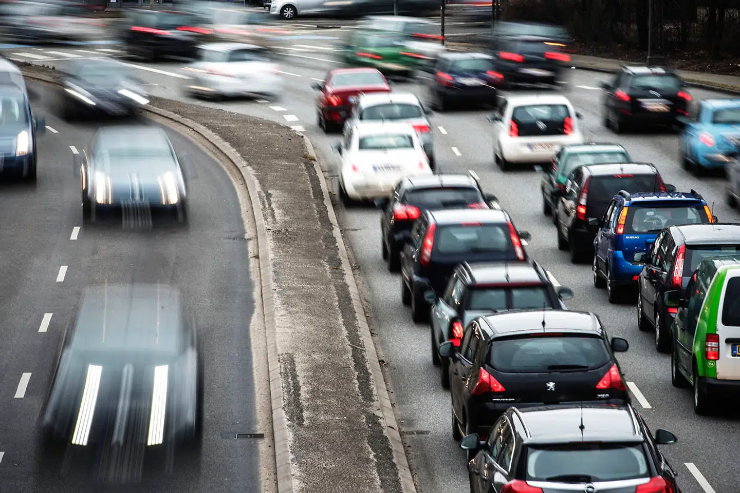Der er stor forskel på, hvor hurtigt det er at tage bilen på arbejde og retur, alt efter hvor i landet du bor. Find din kommune på listen her i artiklen.