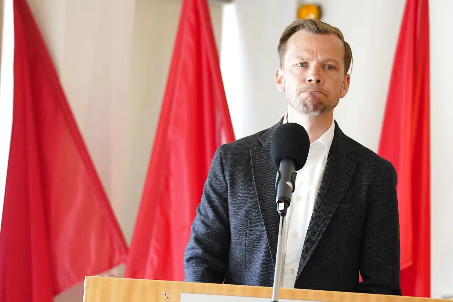 Beskæftigelsesminister Peter Hummelgaard (S) har en bunden opgave med at sende ledige indvandrere i tvungen aktivering. Men det risikerer at blive meningsløst, mener KL.