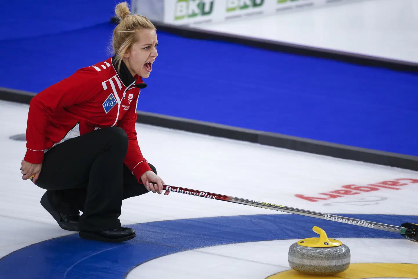 Madeleine Dupont og co. kan fortsat drømme om metal ved det igangværende VM i Canada. Jeff Mcintosh/Ritzau Scanpix