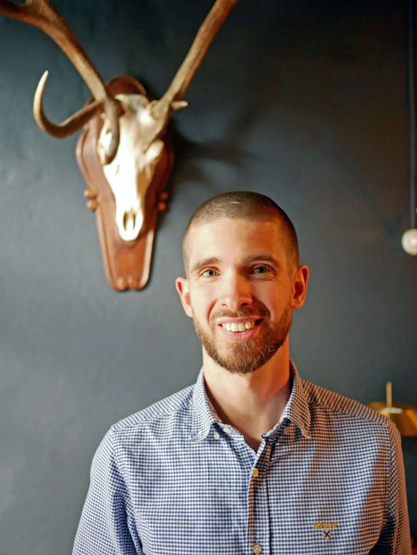 Alan Bates er eneste kok på Connection.