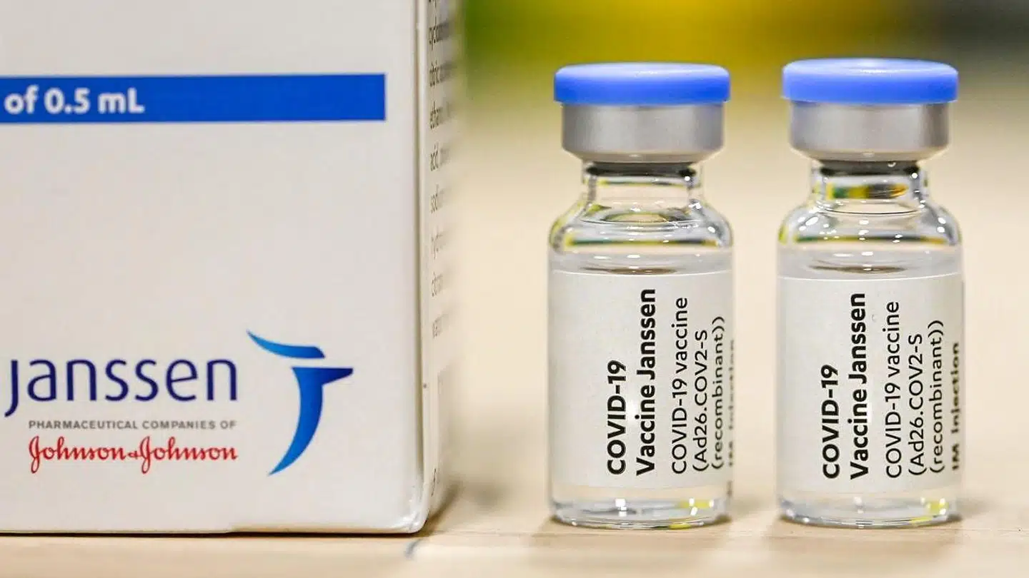 Coronavaccinen fra Johnson & Johnson er pillet ud af det danske vaccinationsprogram. Jeg er klar til at få den skudt i armen, skriver Berlingskes økonomiske redaktør.