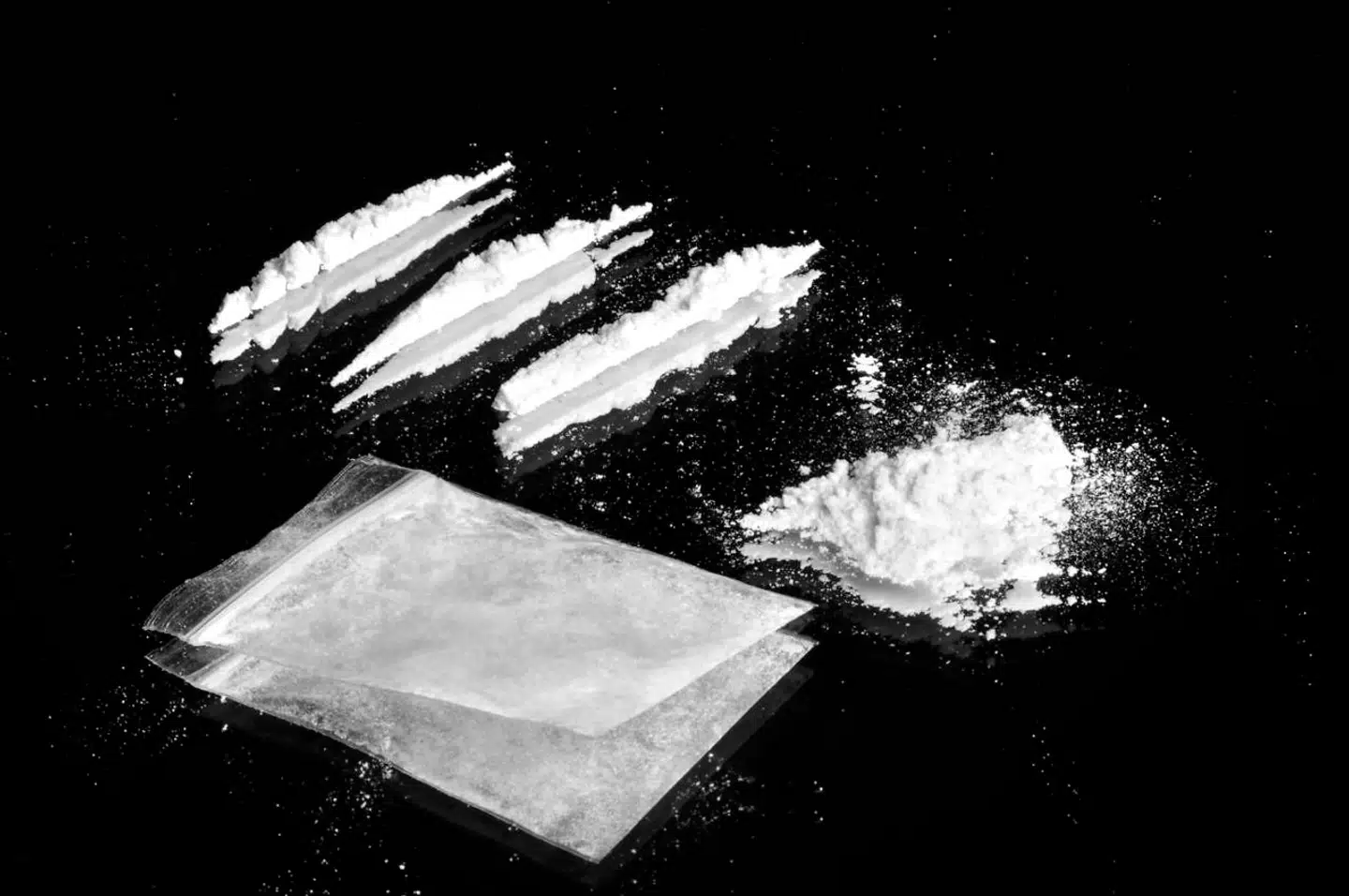 Syv procent af de 15-19 årige drenge i Gentofte gør brug af stoffer, viser ny undersøgelse. Henrik Rindom, som er speciallæge i psykiatri, har i de sidste 20 år beskæftiget sig med rusmiddelforbrug. Han har en række gode råd til, hvordan man som forælder forholder sig til unges rusmiddelkultur.