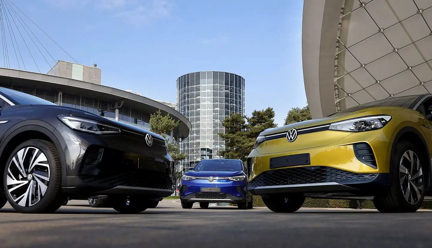 I forbindelse med en totalskadet aprilsnar forsøgte Volkswagen at gøre opmærksom på den nye elbilsmodel ID.4.