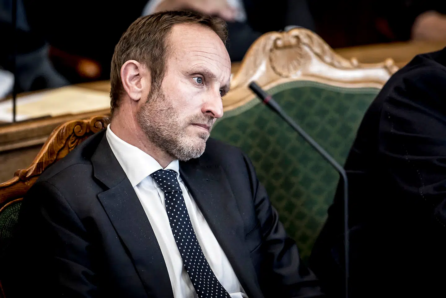 Martin Lidegaard (R) og Sophie Løhde (V) vil gøre noget ved støjproblemerne for borgere i Furesø Kommune. Mange borgere er stærkt plaget af motorvejsstøj.