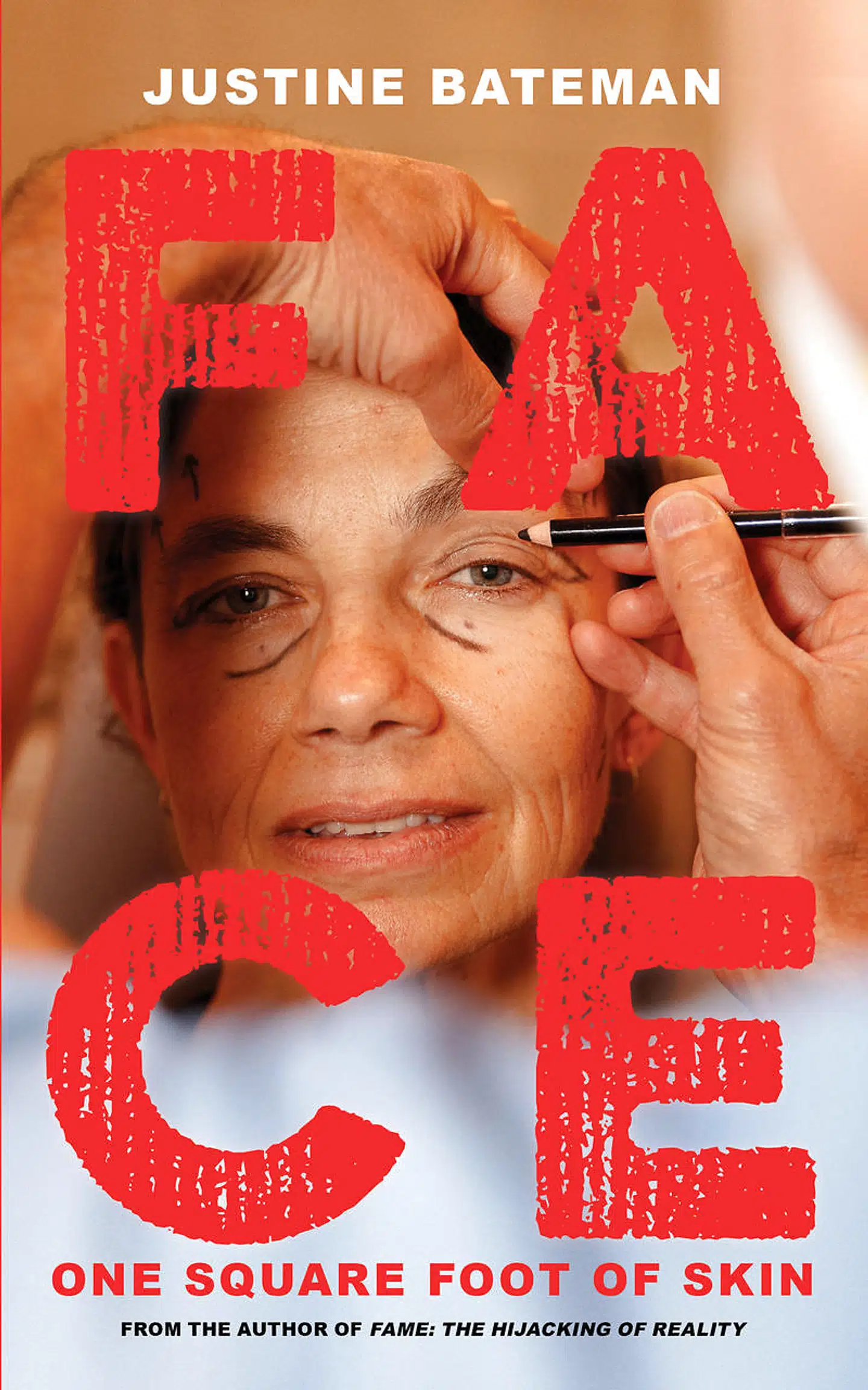 Justine Batemans nye bog, »Face: One Square Foot of Skin«, er netop udkommet.