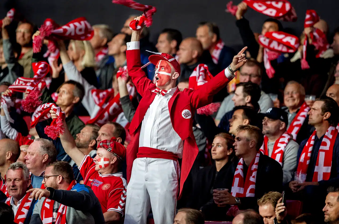 Arkivfoto: Der kan lukkes 15.900 tilskuere ind til de fire EM-kampe i Parken til sommer, foreslår ekspertgruppe.