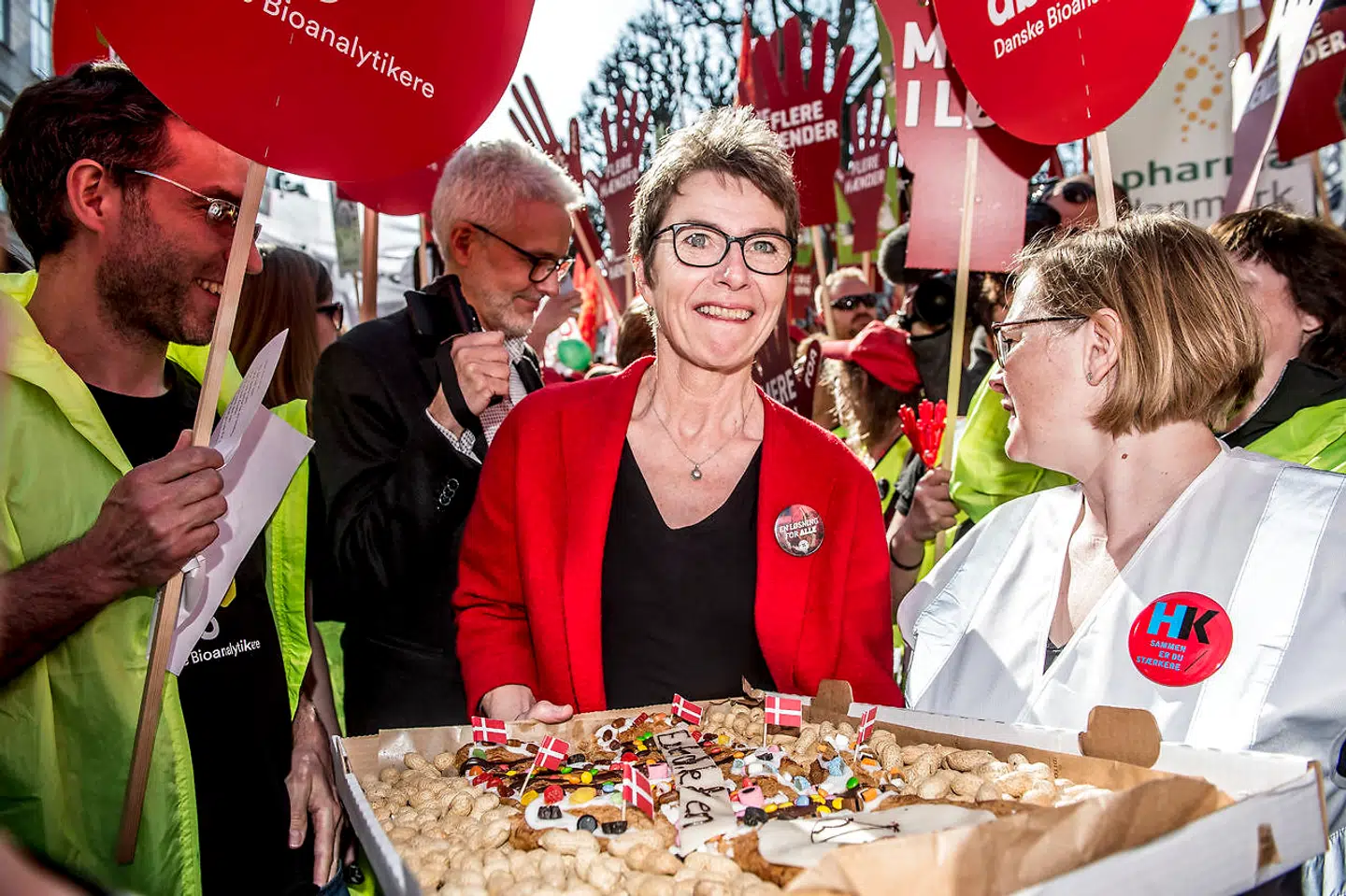 Grethe Christensen fra Dansk Sygeplejeråd ankommer til forhandlinger i Forligsinstitutionen i København. Det var for tre år siden, hvor forhandlere på det statslige, kommunale, og regionale område var tæt på at ende i storkonflikt.