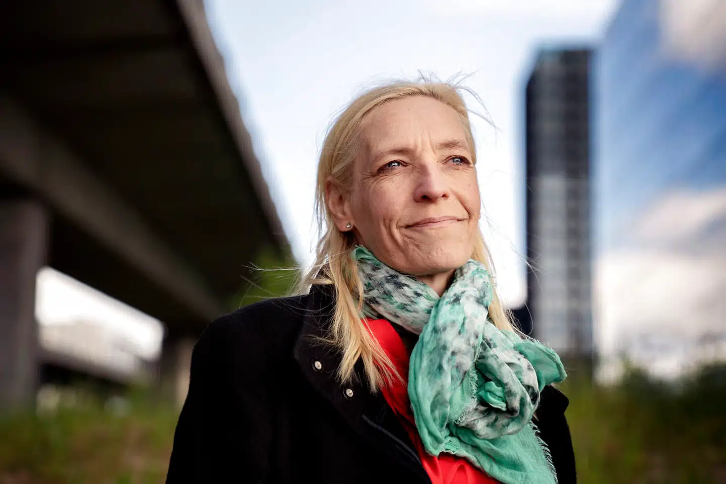 Vi smitter jo hinanden med alt muligt. Andre mennesker er jo en potentiel smittekilde. Alt, hvad man rører ved, også mennesker, kan være jo farligt,« siger Jill Byrnit.