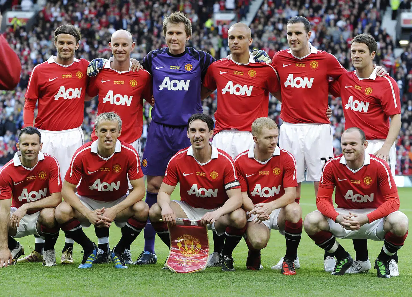 Tidligere Manchester Uniteds-anfører Gary Neville, siger, at han »væmmes« over sin egen klubs planer for fremtiden.