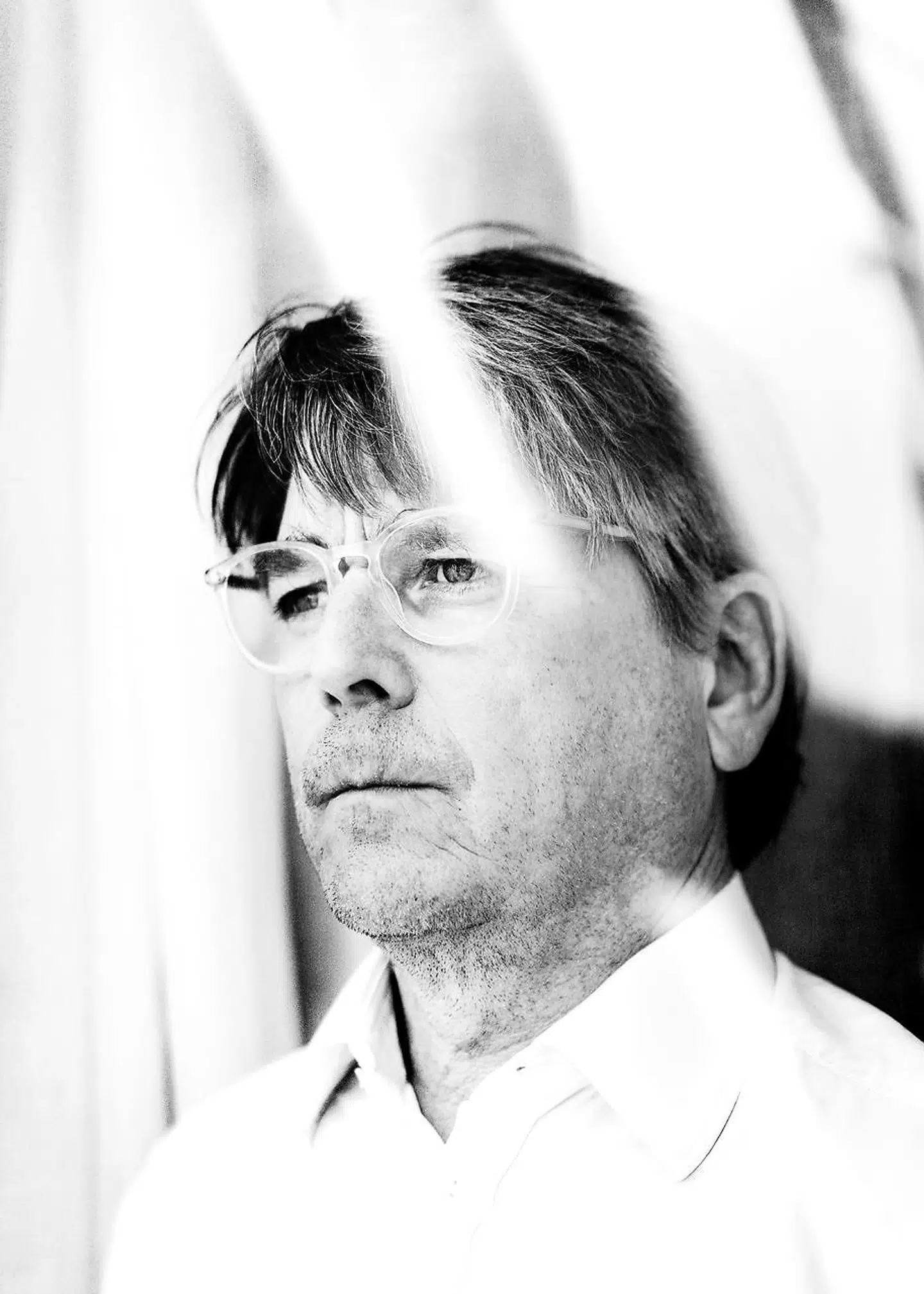 »Opvækst, miljø og psykologiske faktorer har en afgørende betydning for, hvordan vi møder verden og opfører os som mennesker. Men det ændrer ikke på, at vi fra fødslen kan være disponeret for eksempelvis angst.«