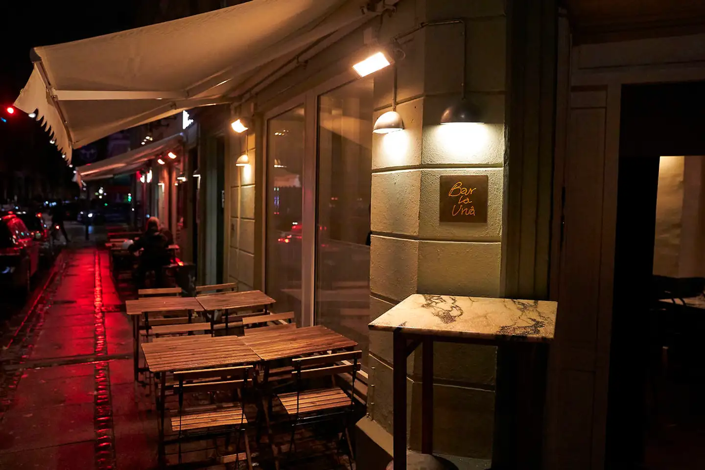 Bar La Una.