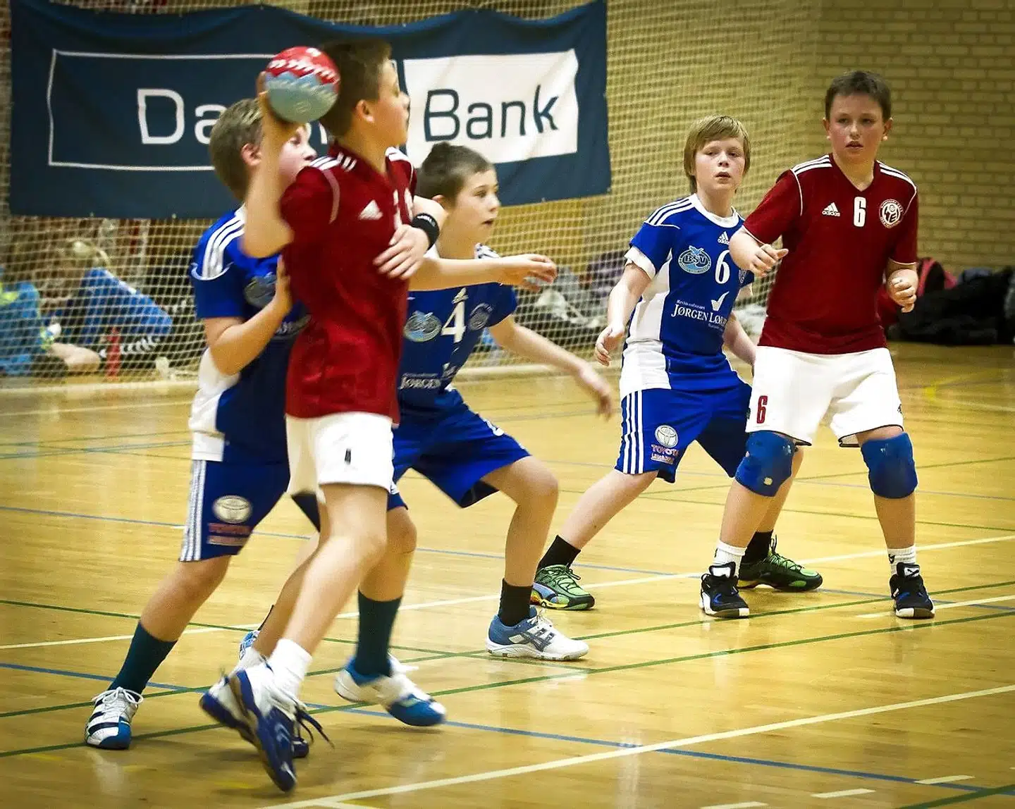 Håndbold er en af de sportsgrene, som er i fare for ikke at genåbne om en uge for børn og unge under 18 år.