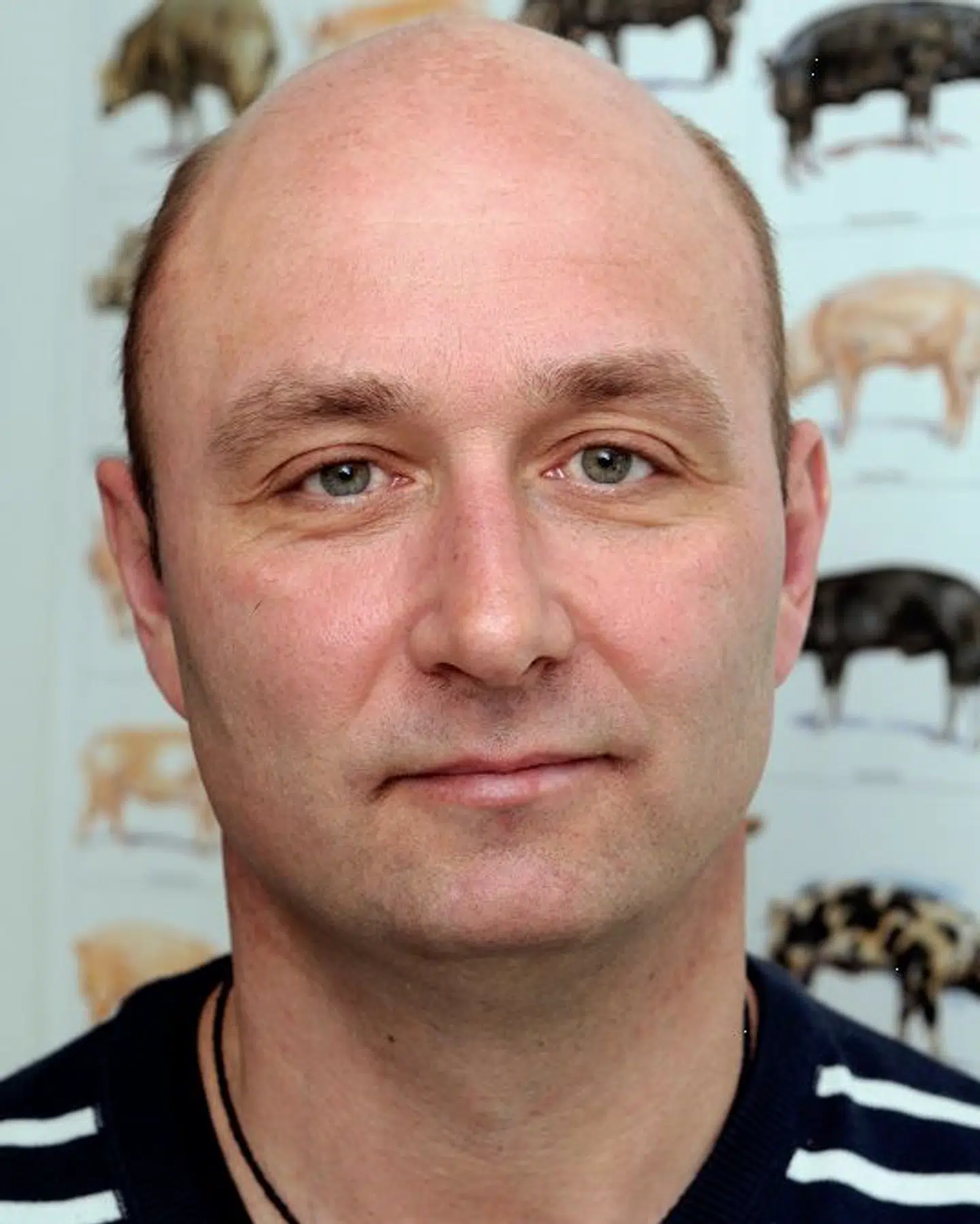 Professor Lars Erik Larsen blev både overrasket og chokeret, da han fulgte pressemødet 4. november 2020.