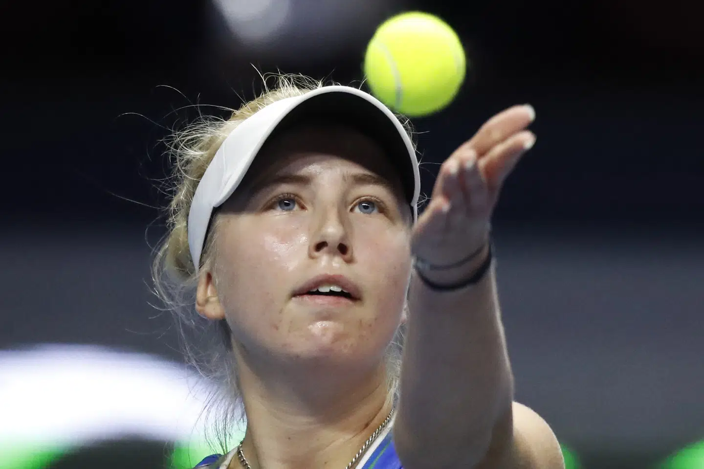 Clara Tauson er et af de danske navne, som har bragt sig i spil til en plads ved sommerens OL i Tokyo. For en måned siden vandt den 18-årige tennisspiller en WTA-turnering i Lyon. Senere onsdag skal hun i kamp ved en turnering i Charleston i USA. Dmitri Lovetsky/Ritzau Scanpix
