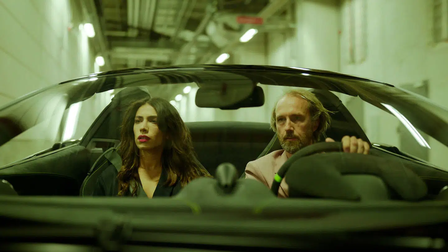 Evin Ahmad som den ambitiøse enlige mor Leya er noget af det bedste ved »Snabba Cash«.