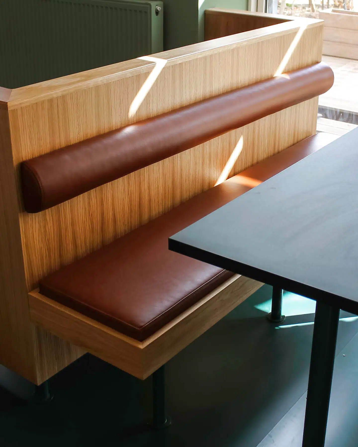 Den nye restaurant er indrettet som en amerikansk diner med båse – og »med et skandinavisk touch«.