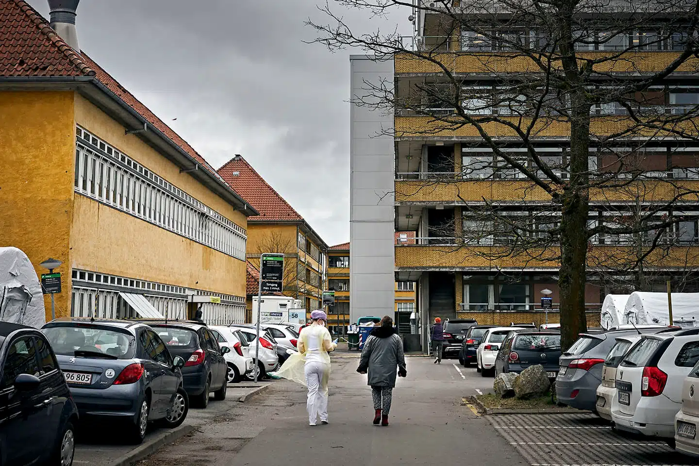 Nordsjællands Hospital undskylder nu for en skrivelse, som professor kritiserede for at være diskriminerende. »Det (skrivelsen, red.) kan forstås sådan, at der er noget andet, der er vigtigere end de sundhedsfaglige kvalifikationer,« siger vicedirektør.