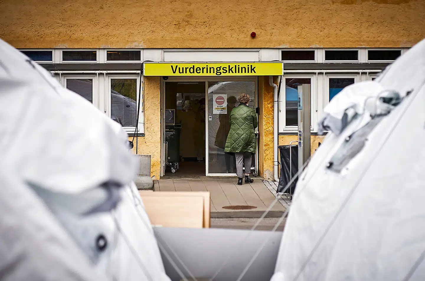 Nordsjællands Hospital fjerner nu en skrivelse, som professor kritiserer for at være diskriminerende.