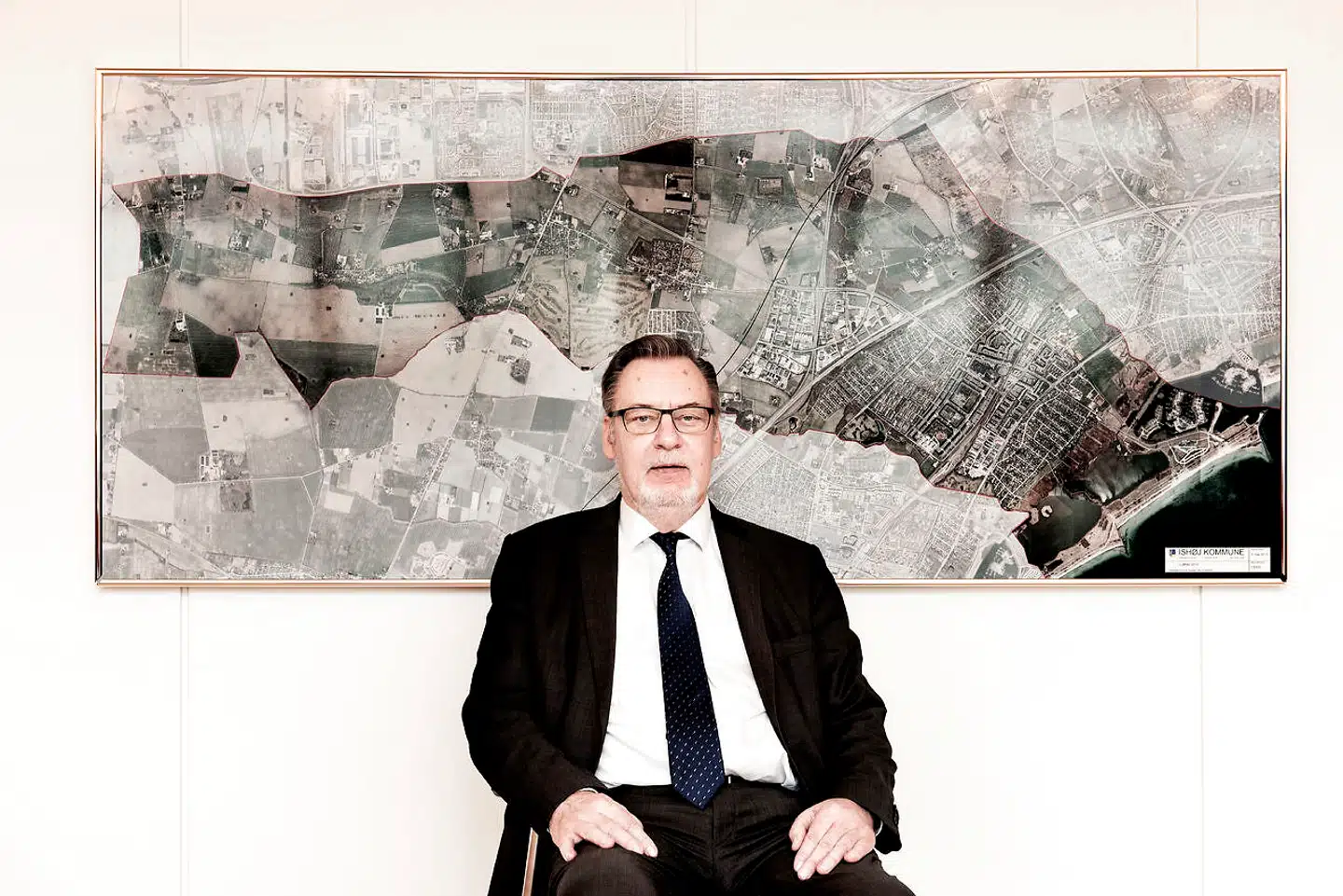 Borgmester i Ishøj, Ole Bjørstorp (Ishøjlisten), kæmper med høje smittetal blandt tosprogede i sin kommune, og nu er han nervøs for, om de tosprogede forstår vaccineindkaldelserne og bliver vaccinerede.