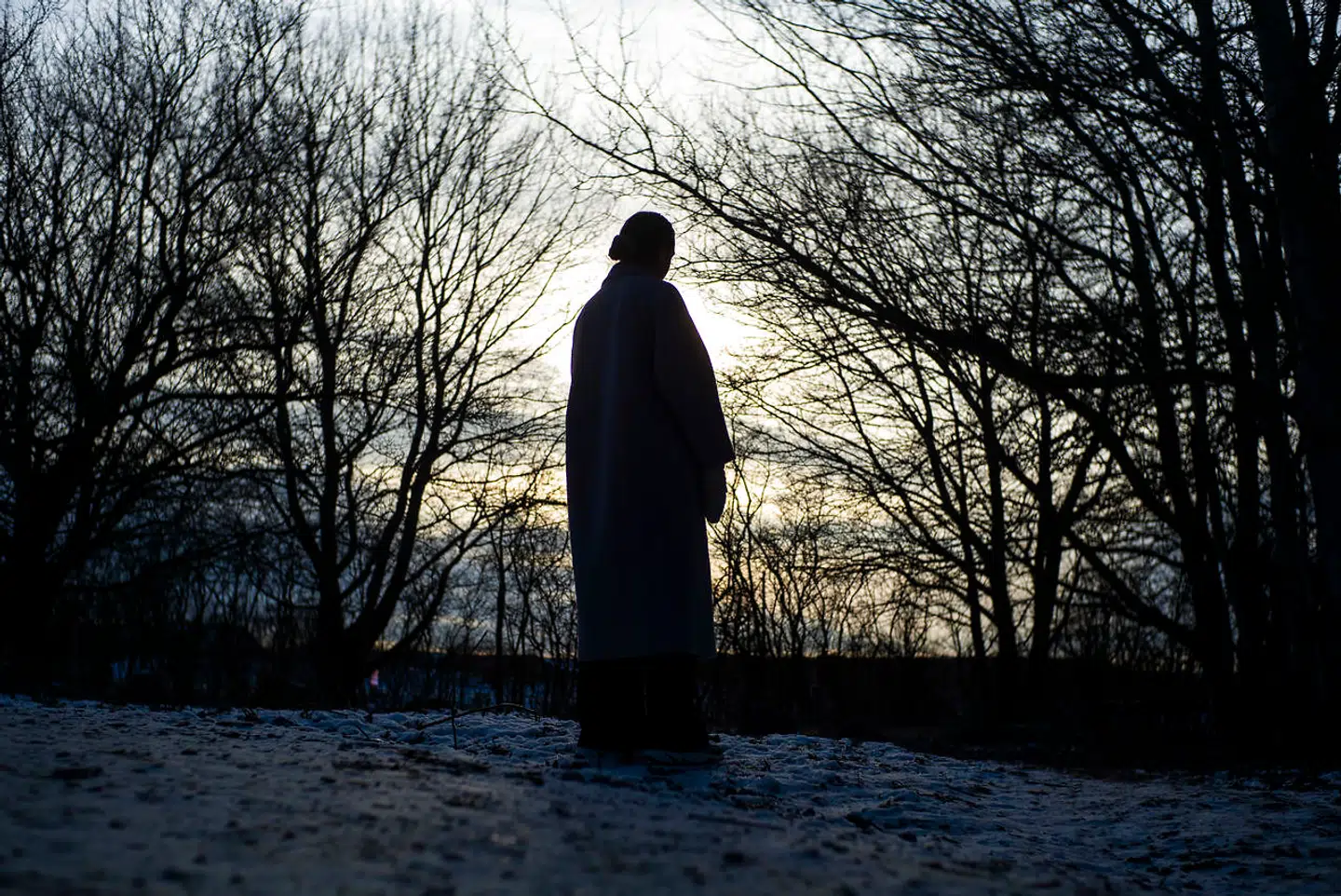 Selvmordsraten i Danmark har de sidste 20 år været mere eller mindre konstant med omkring 600 begåede selvmord om året. Et udtræk fra dødsårsagsregistret viser, at der i 2020 har været den største stigning i antallet af selvmord blandt 20-24-årige kvinder i 20 år. Modelfoto