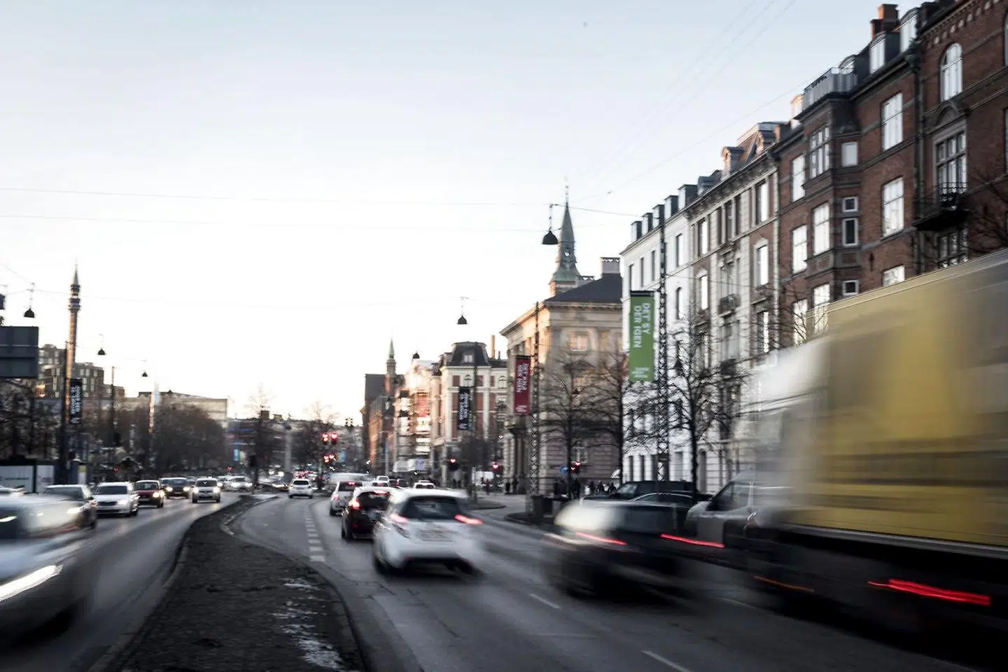 »Vi skal sikre ren luft og grønne biler til københavnerne, og for os at se er miljøzoner den mest effektive og transparente vej dertil,« skriver Cecilia Lonning-Skovgaard.