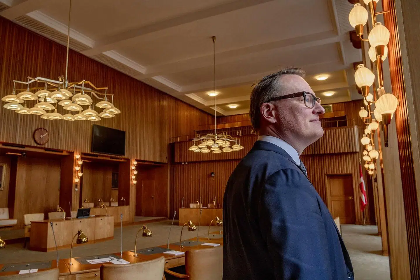 »Men mon ikke problemet først og fremmest er, at det er alt for hårdt for et menneske at skulle opfinde sig selv helt fra grunden? At ingenting er givet, og der er frit valg mellem køn, seksualitet, navne, tro, familierelationer, kropsudsmykning og mange andre ting?« skriver Nikolaj Bøgh.