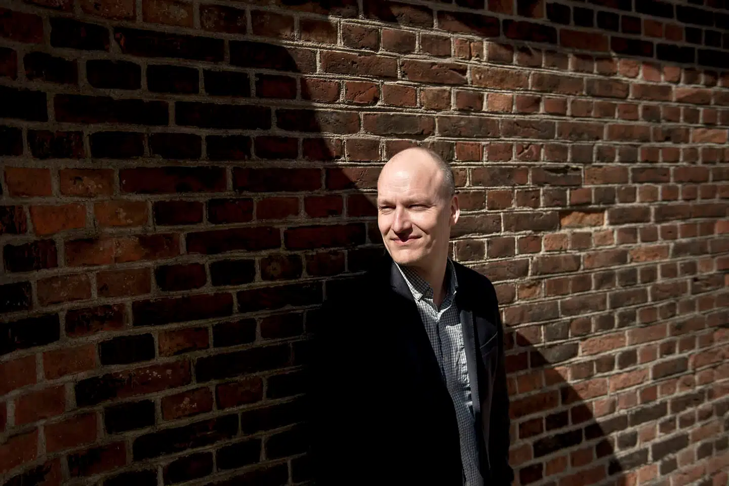 »Det er langt mere tvivlsomt, om nyliberalismen overlever coronapandemien. For det seneste års krise har på stort set alle områder udfordret og modbevist ideerne om egennyttens lyksaligheder og om fællesskaber og samfund som snublesten for individernes lykke og selvrealisering,« skriver Pelle Dragsted.