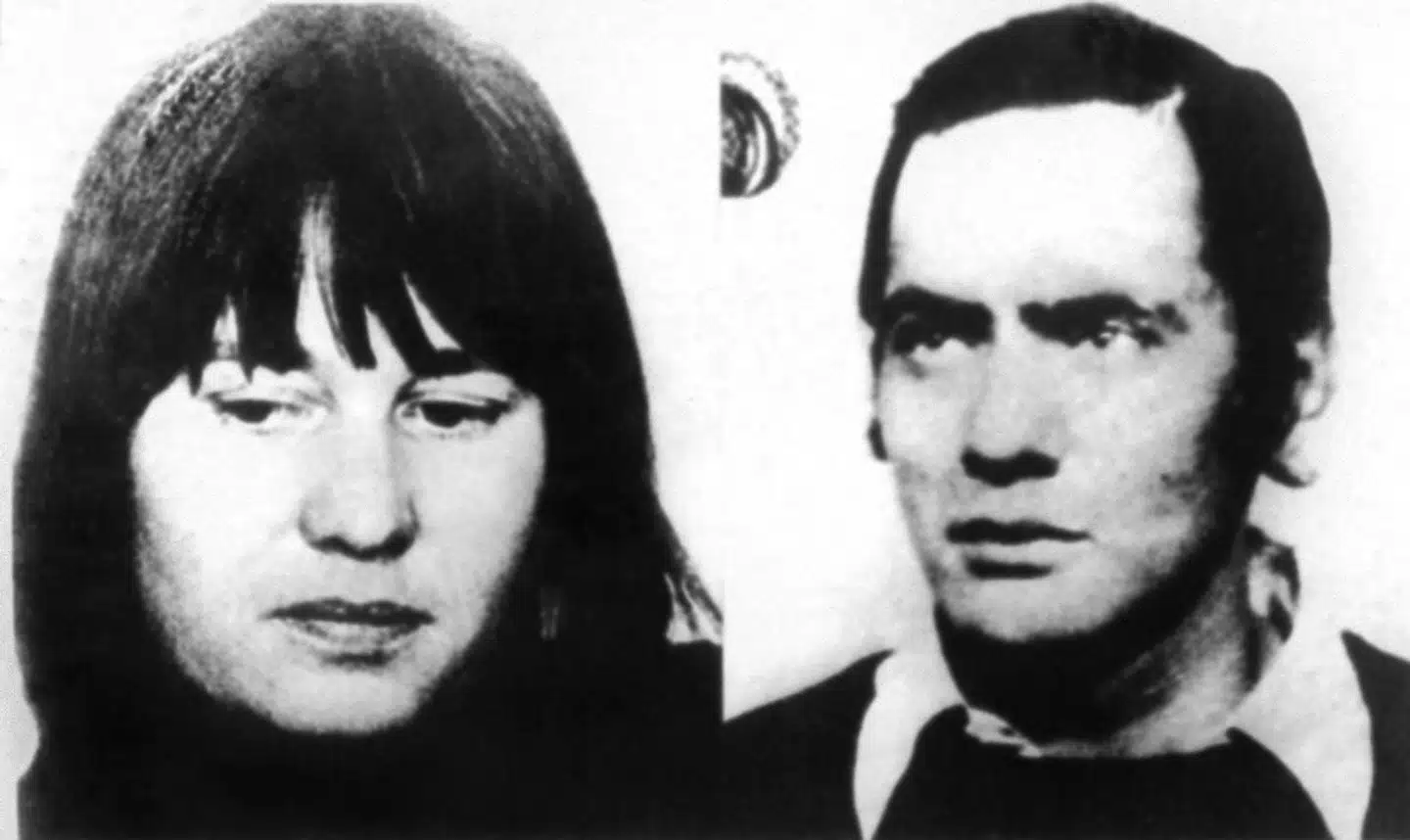 Ulrike Meinhof and Andreas Baader var lederne i den venstreekstreme terrorbevægelse »Die Rote Armee Fraktion«. De blev begge arresteret i 1972 og begik selvmord i deres celler et par år senere.