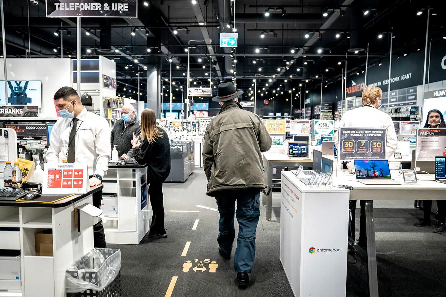 Der er lagt op til forbrugsfest i de kommende måneder – især inden for varige forbrugsgoder som eksempelvis elektronik, viser tal fra Danmarks Statistik med en temperaturmåling af danskernes økonomiske humør.