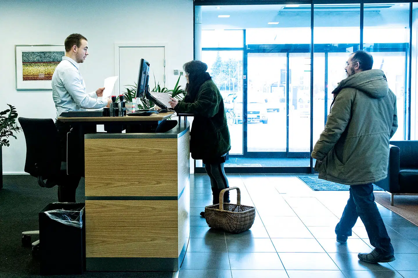 I Danske Bank er mange medarbejdere blevet så glade for at arbejde hjemmefra, at bankens ledelse nu kontant vil belønne ansatte, som efter coronaen ønsker at fortsætte med at arbejde hjemme.