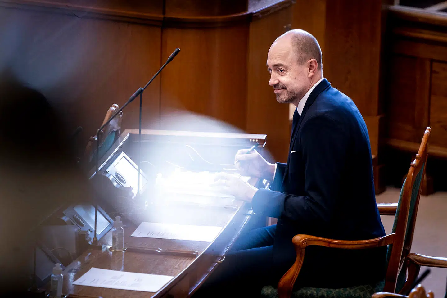 Berlingskes dækning har vist, at myndighederne og regeringens kerneargument for i efteråret 2020 at aflive alle mink i Danmark – at cluster 5 kunne medføre en global vaccinetrussel – byggede på få og højst usikre forskningsforsøg, og at konklusionen var forkert. På billedet sundhedsminister Magnus Heunicke (S).