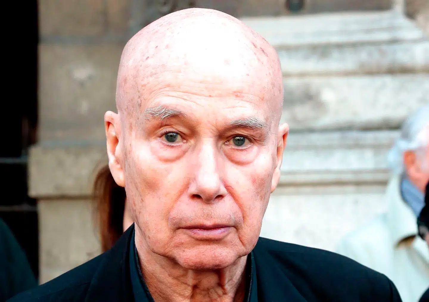 Det var en nøgleroman om, hvordan forfatteren Gabriel Matzneff – her fotograferet i 2004 – havde lokket en blot 13-årig pige til at indlede et seksuelt forhold, der satte gang i bølgen af afsløringer om seksuelt misbrug.