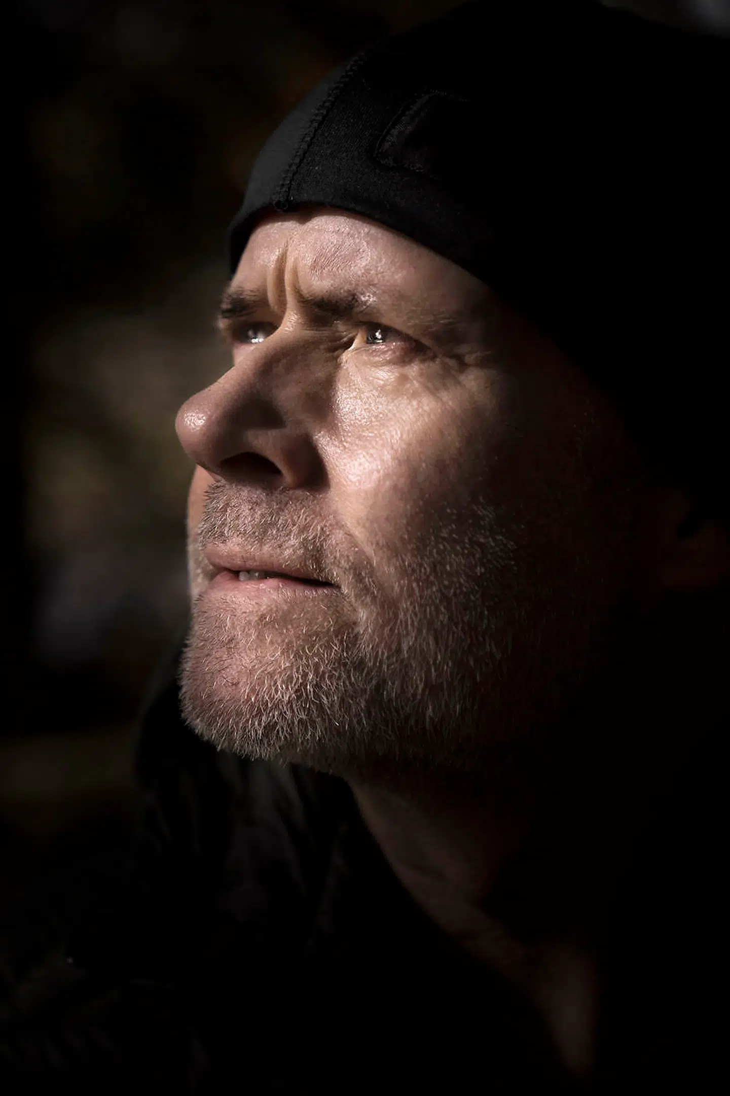 »Jeg tror simpelthen ikke, jeg kunne overskue at gå tilbage til at være den, der altid tvivlede på mig selv. Derfor strittede hver fiber i min krop så meget imod at ende der igen,« siger den tidligere soldat om at rejse sig fra nederlaget.