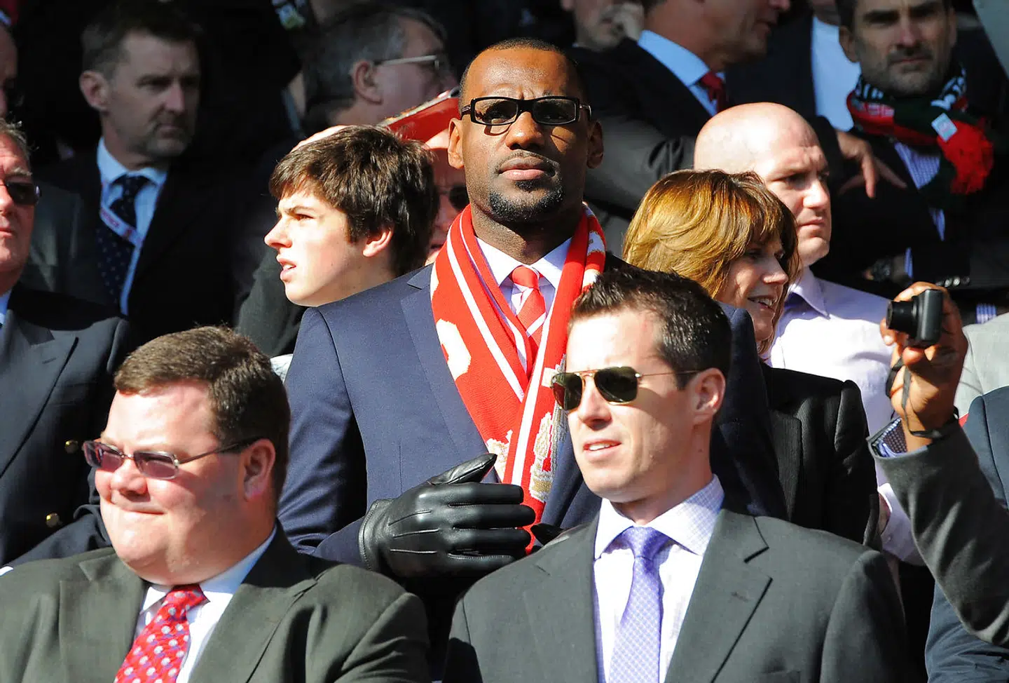 LeBron James kan fra tid til anden spottes på lægderne, når Liverpool F.C. spiller på hjemmebanen Anfield.