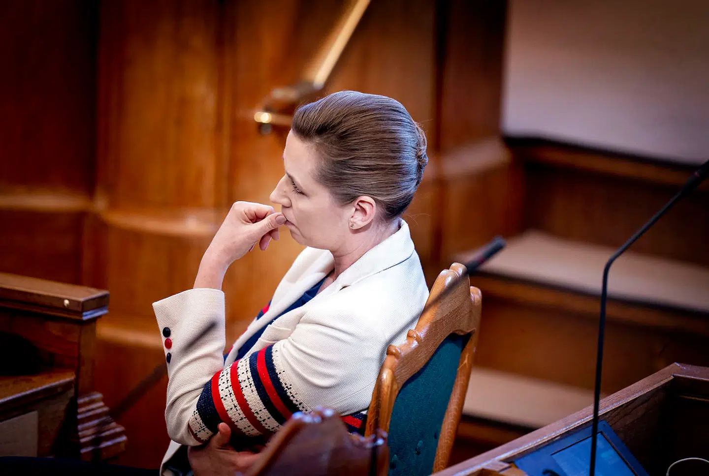 Statsminister Mette Frederiksen (S) holdt på sit i dagens spørgetime i Folketingssalen om danske børn i syriske fangelejre.