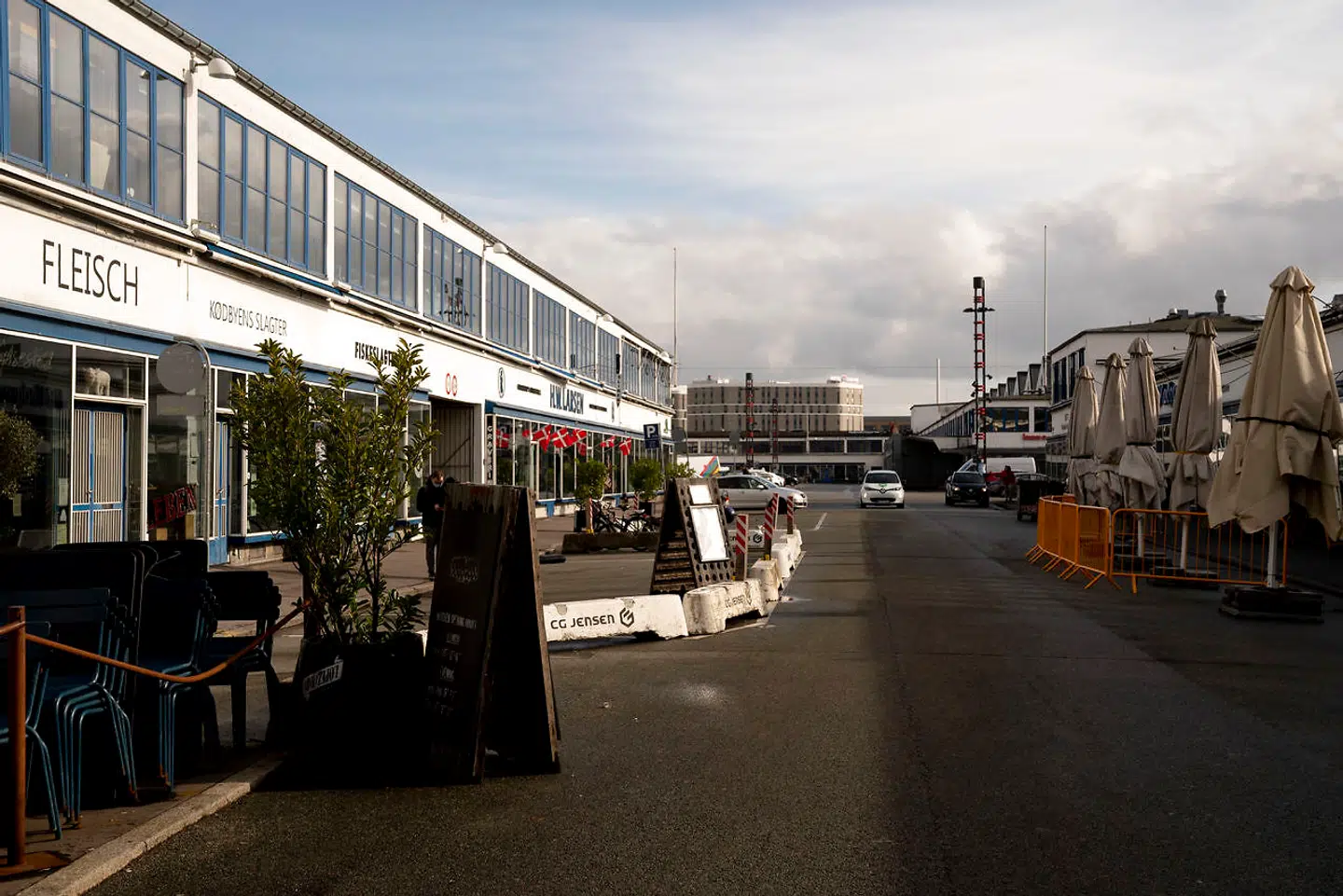 I Slagterboderne vil der stadig være renovering under jorden, hvilket vil give støj i dagtimerne. Til gengæld slipper restauranterne for gravearbejde – indtil næste år.