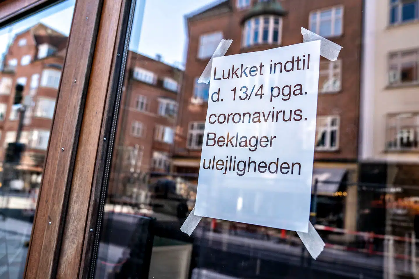 Coronakrisen har lukket store dele af det danske erhvervsliv, hvilket nu begynder at kunne ses i konkurstallene.