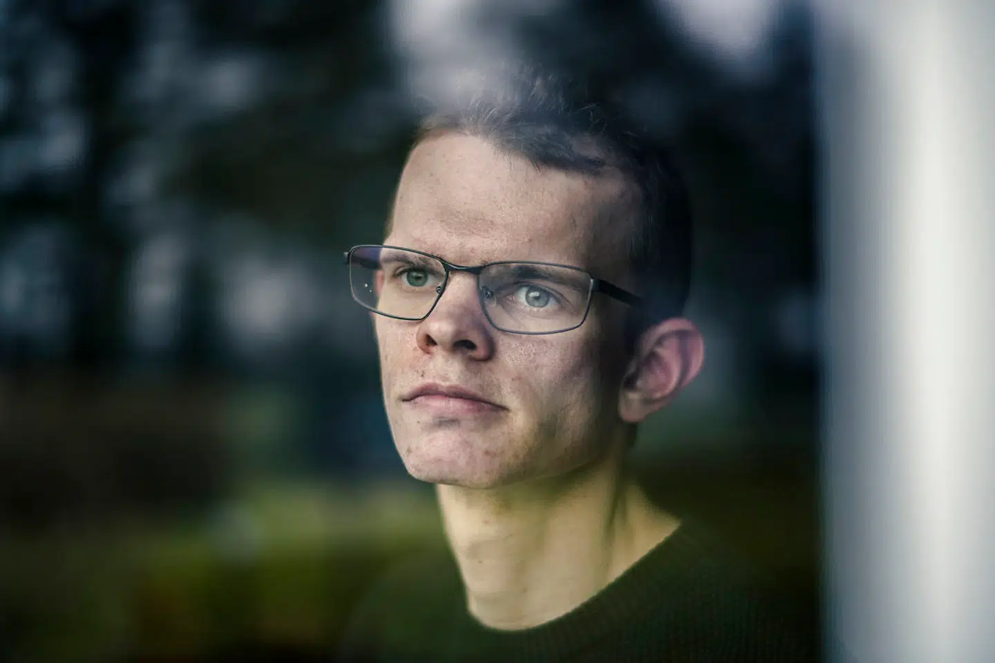 23-årige Mads Dam Kristiansen har savnet at snakke med sine venner. »Jeg har gang på gang prøvet at fjerne ensomheden fra mine tanker, men det har været svært,« fortæller han.